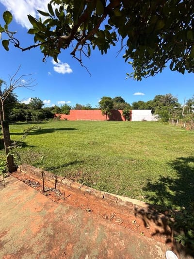 VENDO CASA  A REFRACCIONAR EN ITAGUA