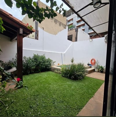 ALQUILER DE CASA PAREADA EN ZONA GOETHE