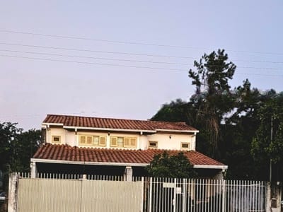HERMOSA Y AMPLIA CASA EN VENTA EN BARRIO CAMPO GRANDE - LUQUE