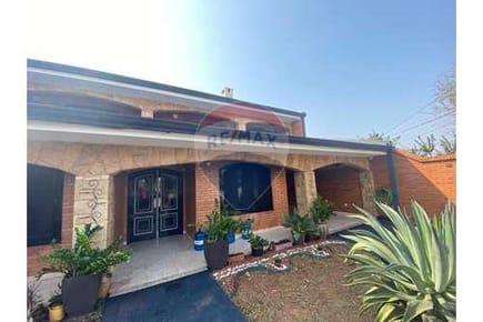 Residencia - Venta - Paraguay Central San Lorenzo