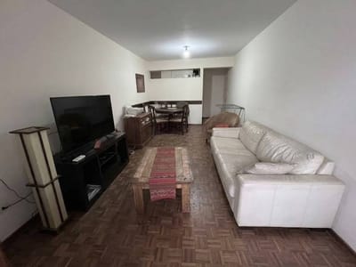 Venta Apartamento Tres Dormitorios y Garaje en Pocitos