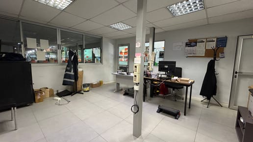 Venta de Oficina con deposito, padron unico en La blanqueada