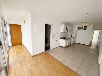 Venta de Apartamento con 2 dormitorios en Cordon. CON RENTA!