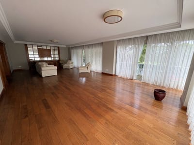 Venta de Apartamento con Tres Dormitorios Edificio Green Field en Punta carretas