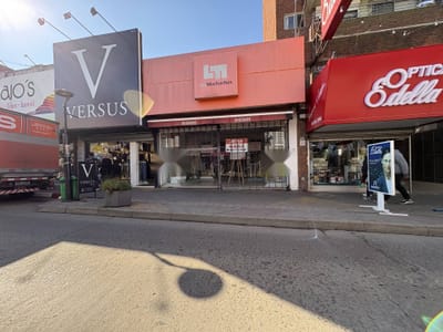 Alquiler Local comercial en centro comercial de Pando 400 m2