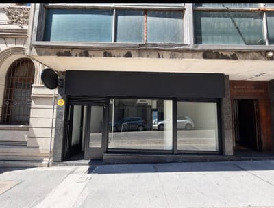 Alquiler de Local comercial en Misiones con 116 Mts2 en Ciudad vieja