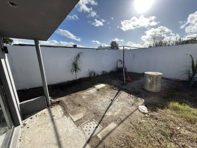 Alquiler de Apartamento en De los Constituyentes ( ex calle 34) con 1 dormitorios en Solymar