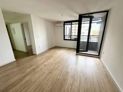 Venta de Apartamento con 1 dormitorio y garage en Cordon Sur