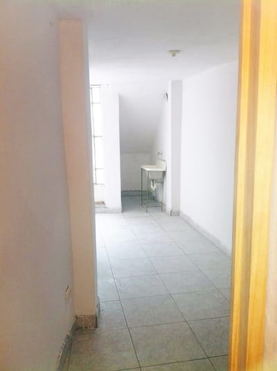 julio 2018 alquilo pequeña habitacion o local comercial en antonia...