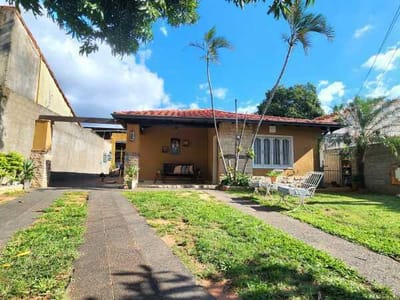 VENDO CASA EN LAMBARE - ZONA CANAL 13