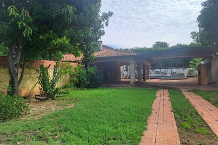 En Venta Terreno Amplio Con Gran Potencial En Mra