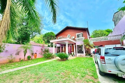 CASA EN ASUNCIÓN A DEMOLER O REMODELAR