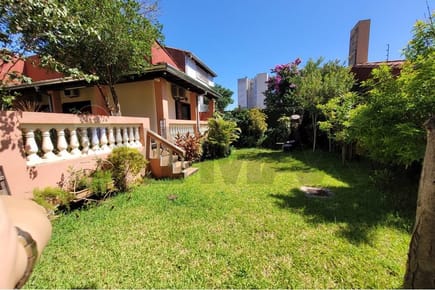 VENDO CASA EN BARRIO MBURICAO