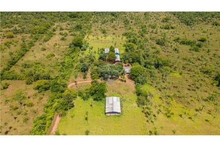 VENDO GRANJA DE 8 HECTAERAS EN ALTOS