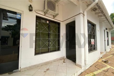 Local Comercial - Alquiler - Villa Morra, Paraguay