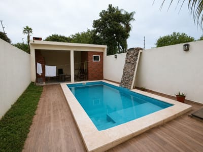 Vendo Chalet ubicado en Ruta Luque - Limpio