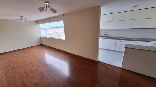 Alquilo departamento 3 dormitorios/2 baños/1 cochera en Chorrillos