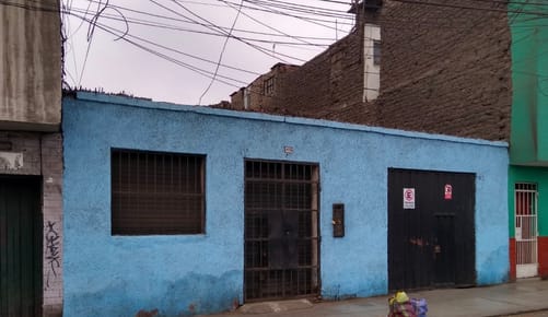 Venta de casa como Terreno en El Agustino