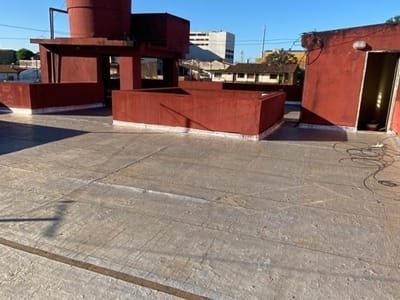 EN VENTA: EDIFICIO CON RENTA EN EL MERCADO 4 - CIUDAD NUEVA