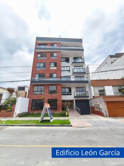 VENDO TRÍPLEX REDISEÑADO BALCÓN, TERRAZA Y JARDÍN 173.30 m² URB. CHAMA, SURCO