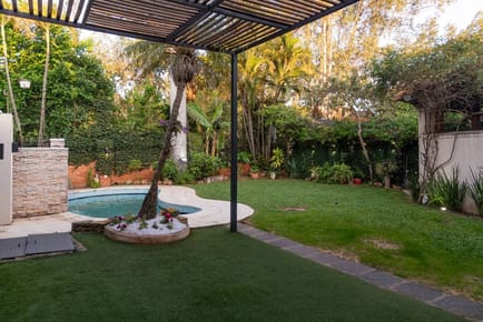 EN ALQUILER AMPLIA RESIDENCIA FAMILIAR EN LAMBARE