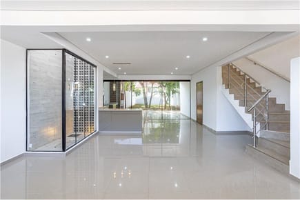 DUPLEX A ESTRENAR EN 4TO BARRIO LUQUE