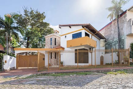 En Venta Hermosa Casa - Barrio Valle Yvate - Lambare