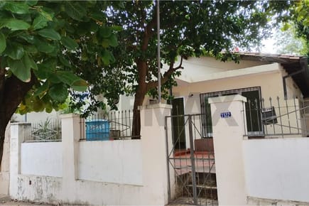 ALQUILO SALON EN SAJONIA