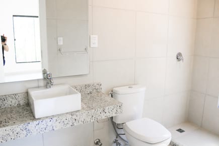 VENDO DUPLEX EN BARRIO CERRADO JARDINES DE LOMA MERLO 