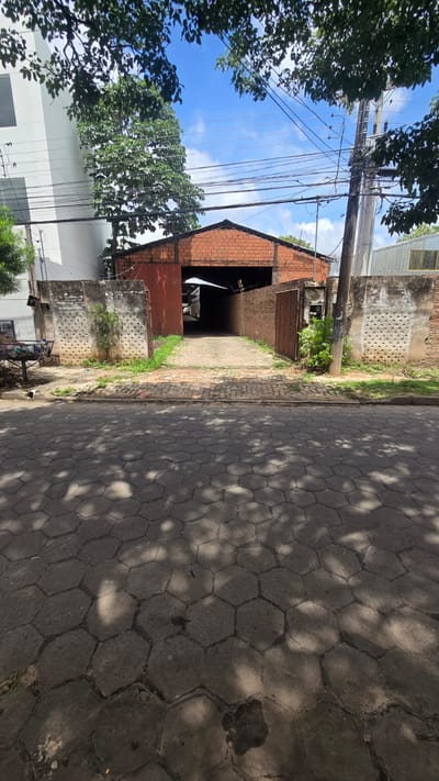Inmueble # 516 TERRENO SOBRE AVENIDA BANZER