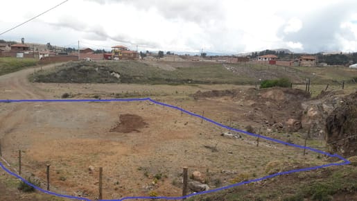 VENDO TERRENO CERCA A LAGUNA PIURAY- 5 MINUTOS CHINCHERO-CUSCO