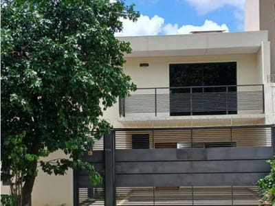 DUPLEX COMPACTO EN BARRIO HERRERA!