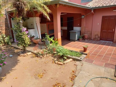 EN VENTA CASA EN BARRIO JARA