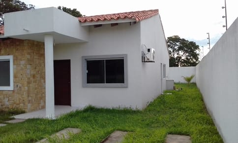 Hermosas viviendas en Urbanización San Jorge, Haz tu reserva ya!!! Con el 10%  