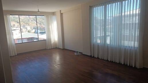  Departamento en Alquiler de 3 dormitorios en Los nuevos Pinos