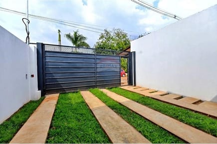 Duplex - Venta - Luque, Central, Paraguay