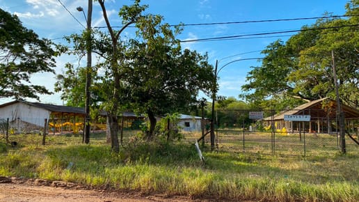 Quinta con galpón en doble vía la guardia