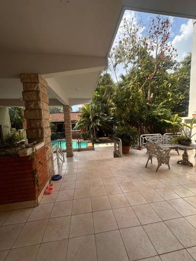 Venta De Casa Sobre Felix De Azara 
