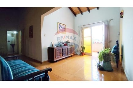 Vendo Casa de 4 Dormitorios en Fernando De la Mora Zona sur 