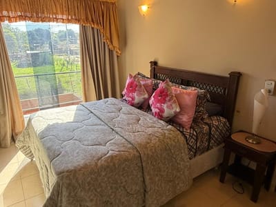 ID 15840 - Alquilo duplex en Luque zona Conmebol