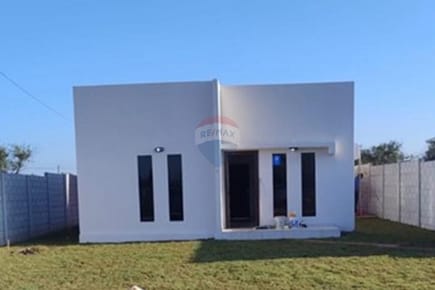Vendo casa en ciudad de Limpio