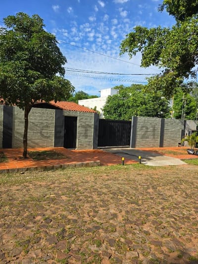 Venta de Casa en Luque, Central