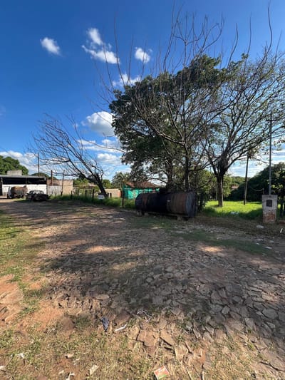 Vendo 2.823 m2 en Lambare