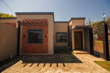 Vendo Duplex en Villa Elisa