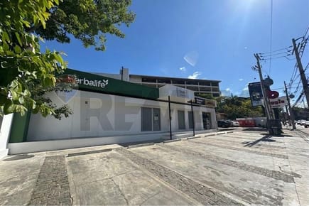 VENDO LOCAL COMERCIAL SOBRE AVENIDA ESPAÑA