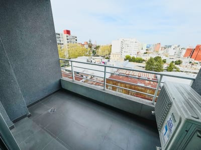 Venta Apartamento Con Renta En La Blanqueada De Dos Dormitorios
