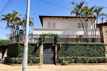 Vendo casa en Barrio Jara, Asunción 
