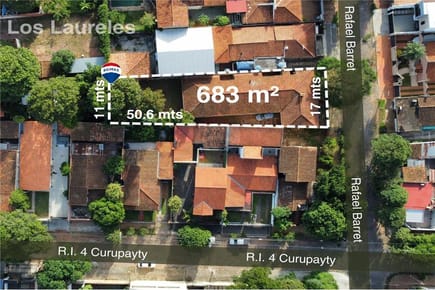 VENDO AMPLIO TERRENO EN BARRIO LOS LAURELES