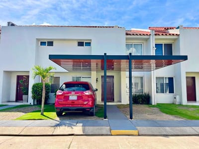 EN VENTA, CONDOMINIO CAVYAR