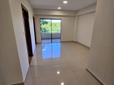 VENDO DEPARTAMENTO 3 DORMITORIOS EN LAMBARÉ
